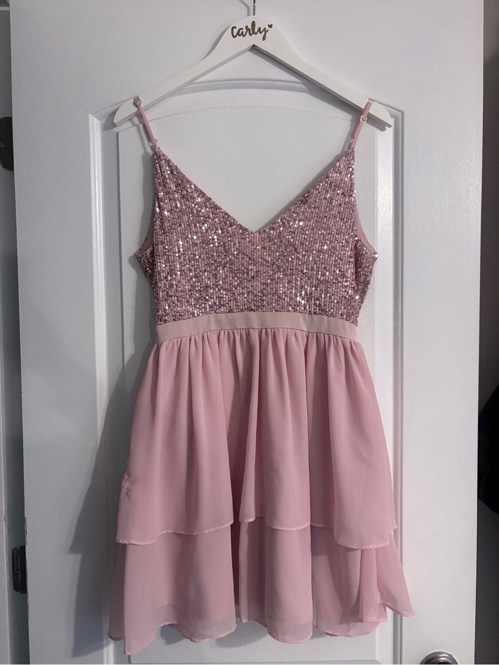 Storia Pink Sequined V-Neck Tiered Chiffon Mini Dress